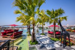 10Riviera Ocean Drive Jomtien Pattaya Condo For Sale & Rent