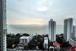 Riviera Wong Amat Pattaya Condo For Sale