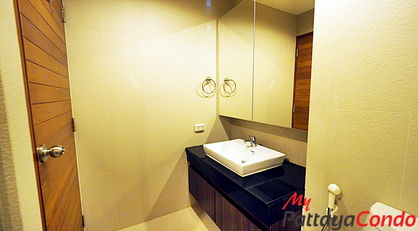 The Axis Pattaya Condo For Rent 25