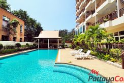 Emerald Palace Cosy Beach Pattaya Condo For Sale