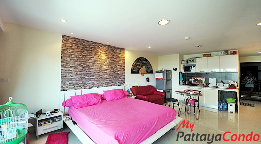 Emerald Palace Condominium Pattaya For Sale – EMP01