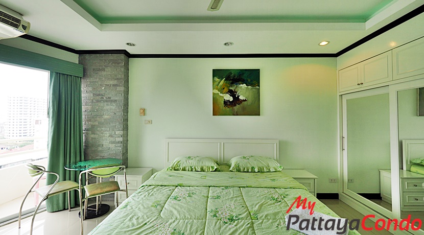 View Talay 1 Pattaya Studio Condo For Rent