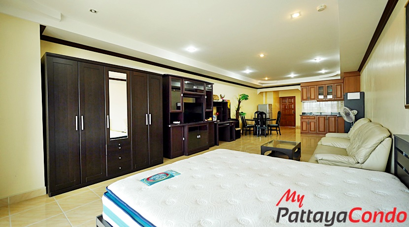 Jomtien Complex Condotel Pattaya For Rent – JTC02R