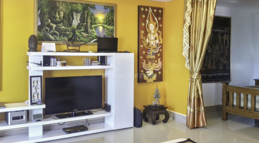 View Talay 2 A Jomtien Pattaya For Sale & Rent 1 Bedroom With City Views - VT2A03
