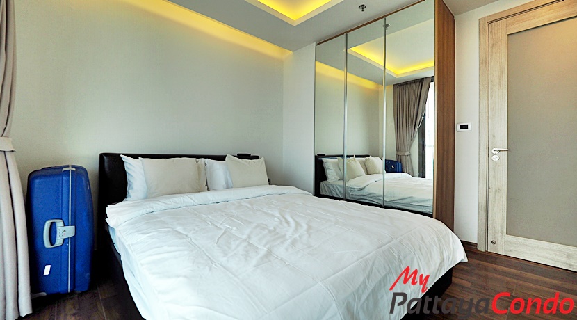 The Peak Towers Condo Pattaya at Pratumnak Hill For Sale & Rent 2 Bedroom With Sea & Pool Views - PEAKT27 & PEAKT27R