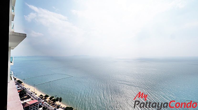 Cetus Beachfront Condo Pattaya For Sale – CETUS05