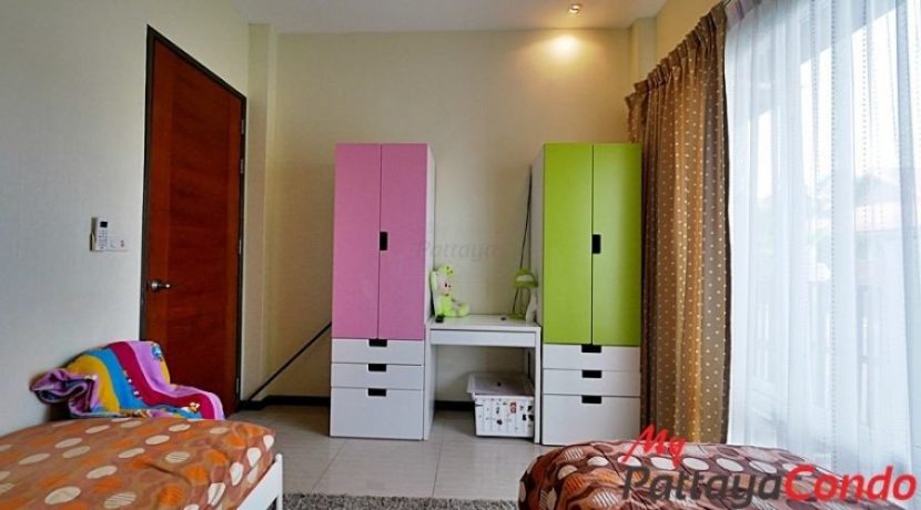 The Ville Jomtien Townhouse 3 Bedroom For Sale at East Pattaya - HEVJ01