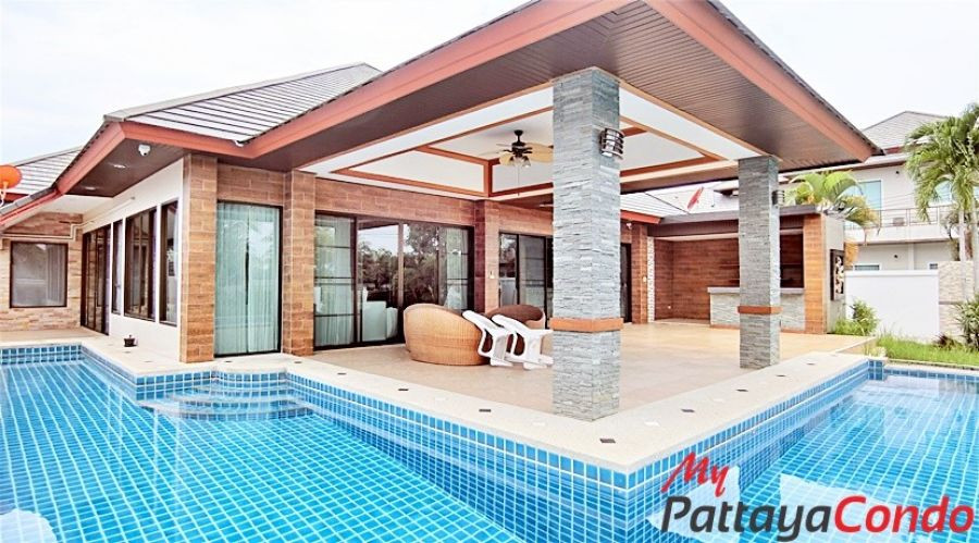 Baan Piam Mongkol Village Huay Yai Pattaya Pool Villa For Sale – HEPMK01