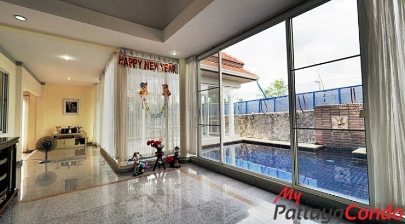 Paradise Villa 3 Single House For Sale 5 Bedroom East Pattaya - HEPRV301