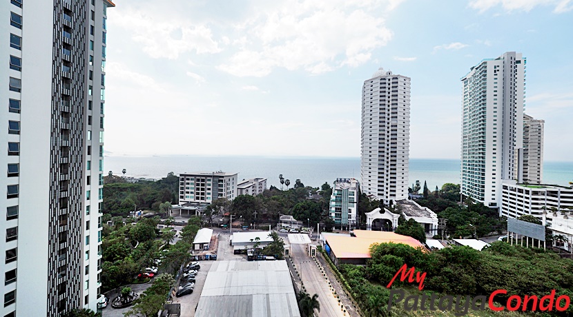 Riviera Wong Amat Condo For Sale – RW40