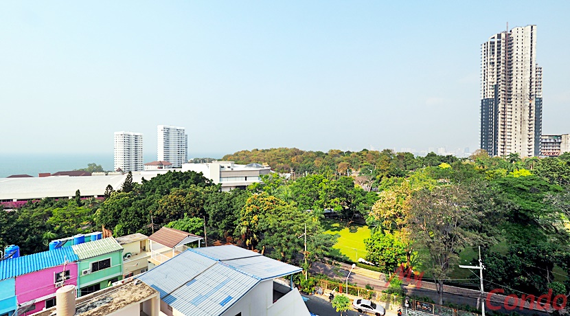 Amari Residence Pattaya Condo For Sale & Rent 1 Bedroom at Pratumnak Hill With Partial Sea Views - AMR68 & AMR68R