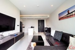 Amari Residence Pattaya Condo For Sale & Rent 1 Bedroom at Pratumnak Hill With Partial Sea Views - AMR68 & AMR68R