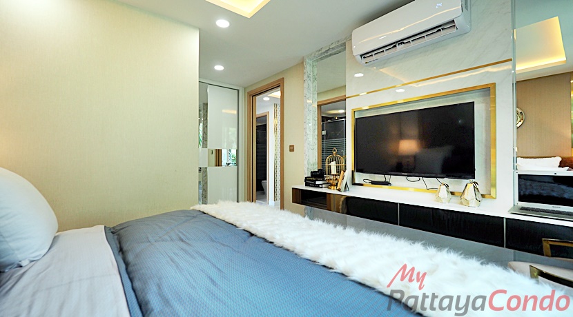 Dusit Grand Park 2 Jomtien Pattaya 2 Bedroom Condos For Sale & Rent 30