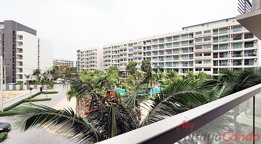 Laguna Beach Resort 3 Maldives Condo Pattaya For Sale Studio Bedroom at Jomtien - LBR3M15