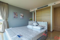 Riviera Jomtien Pattaya Condo For Sale & Rent 2 Bedroom With Direct Sea Views - RJ11 & RJ11R