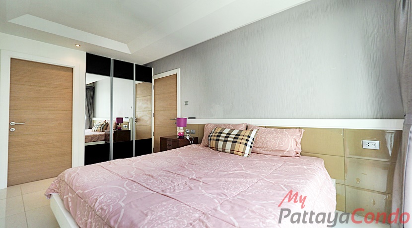 Sunset Boulevard 2 Condo Pattaya For Sale & Rent 1 Bedroom With Pool Views - SUNBII24
