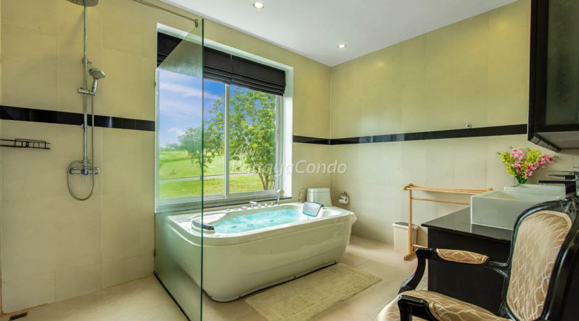 Phoenix Gold Country Huay Yai For Sale & Rent 4 Bedroom With Private Pool - HEPGC01 & 01R