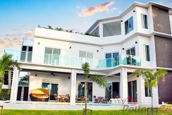 Phoenix Gold Country Villa Elegance House For Sale at Huai Yai With Private Pool 4 Bedroom - HEPGC01