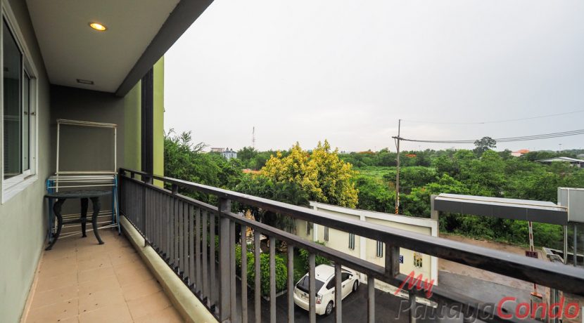 Porchland 2 Condo Jomtien Pattaya For Sale & Rent 1 Bedroom With Garden Views - PLII02