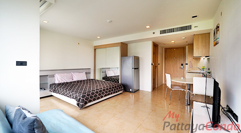 The Cliff Residence Pattaya For Sale & Rent Studio Bedroom With Garden Views - CLIFF87R