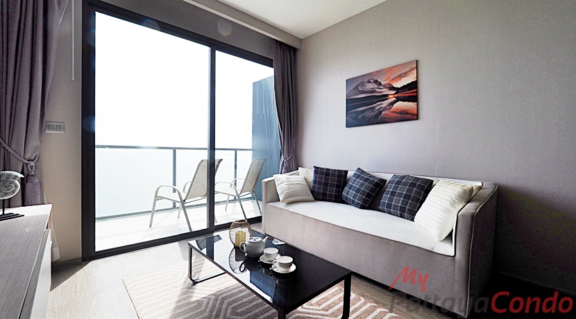 Aeras Beachfront Jomtien Condo Pattaya For Sale & Rent 1 Bedroom With Sea Views - AERAS07R