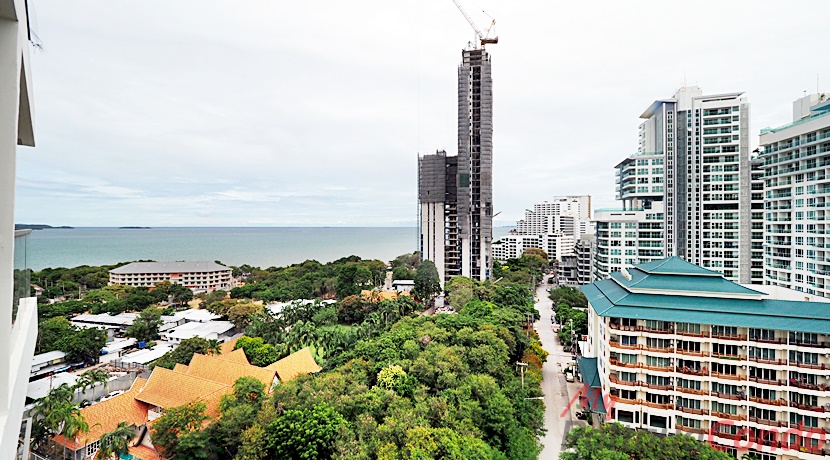 The Peak Towers Pattaya Condo For Sale & Rent 1 Bedroom With Sea Views - PRAKT40 & PEAKT40R