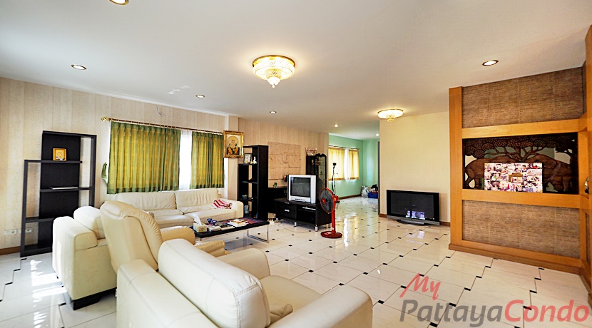 Private House Naklua Pattaya For Sale – HN0002