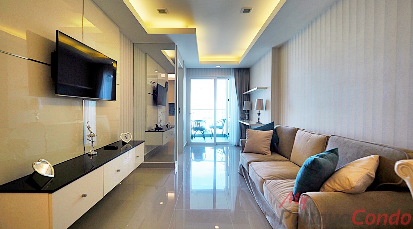 Cosy Beach View Condo Pattaya For Sale & Rent 1 Bedroom With Sea Views - COSYB38