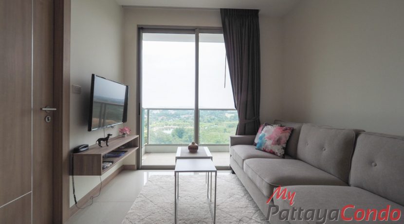 Riviera Jomtien Pattaya Condo For Sale & Rent 1 Bedroom With City & Pool Views - RJ18R