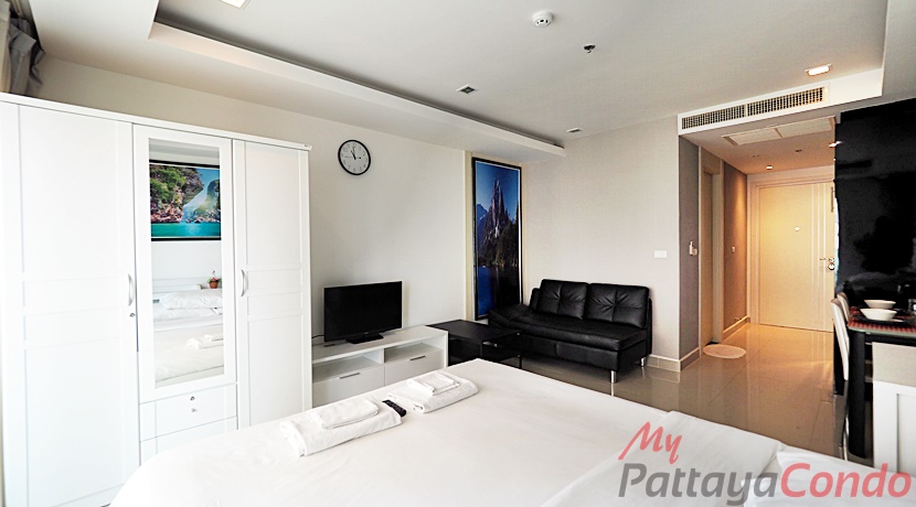 Cosy Beach View Condo Pattaya For Sale & Rent Studio Bedroom With Partial Sea Views 35 Sq.M