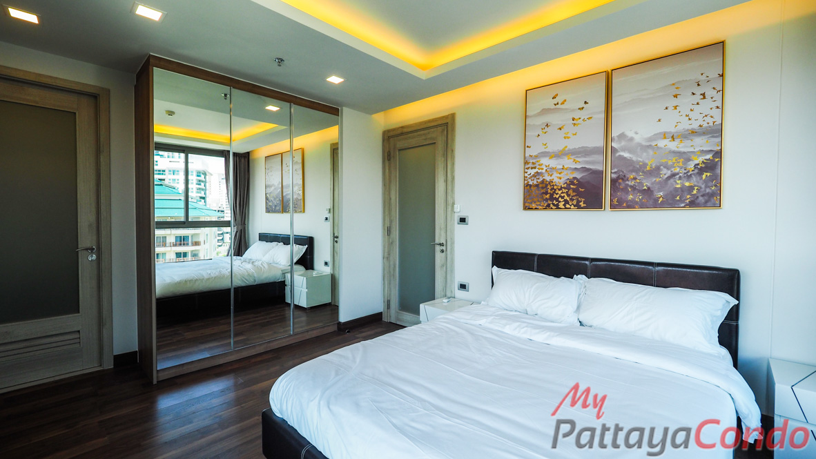 The Peak Towers Pattaya Condo For Sale – PEAKT51