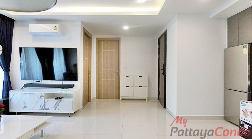 Arcadia Beach Continental Pattaya Condo For Sale & Rent 2 Bedroom With Pool Views - ABC36R