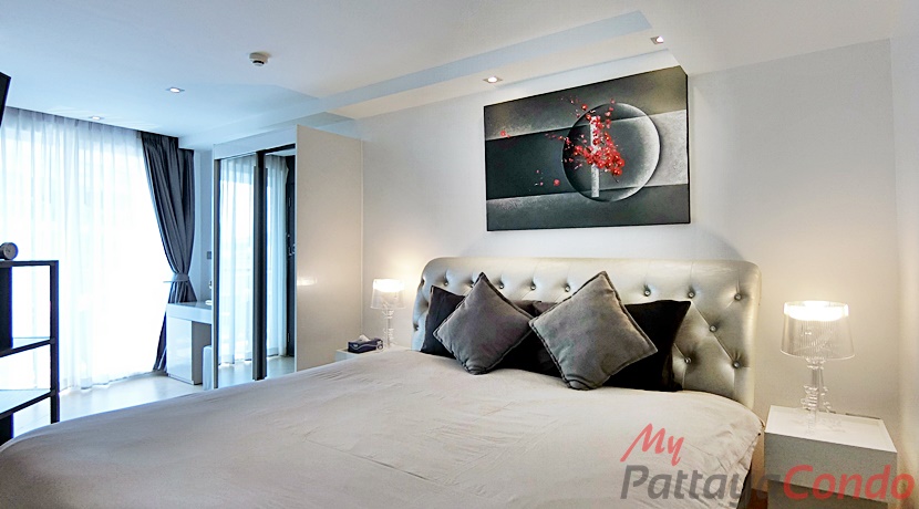 Centara Avenue Residence & Suites Pattay For Sale & Rent 1 Bedroom With Pool Views - CARS96
