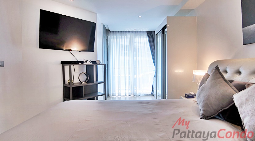 Centara Avenue Residence & Suites Pattay For Sale & Rent 1 Bedroom With Pool Views - CARS96