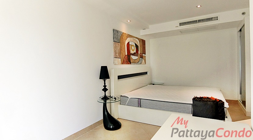 Centara Avenue Residence & Suites Pattaya For Sale & Rent 1 Bedroom With Pool Views - CARS97R