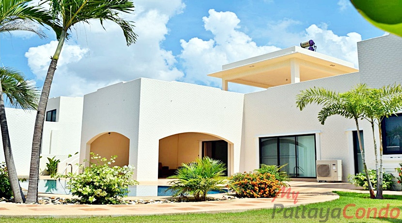 Santa Maria East Pattaya Pool Villa For Sale – HESM02
