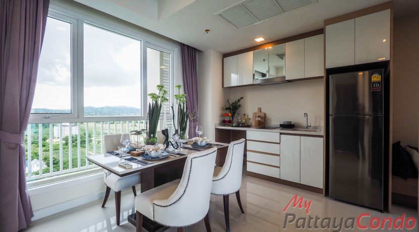 Del Mare Beachfront Bang Saray Condo Pattaya For Sale 1 Bedroom With Sea Views - DELM09 Showroom