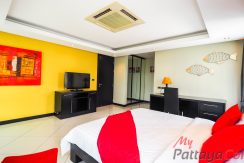 Palm Oasis Pool Villa Pattaya House For Sale 5 Bedroom With Private Pool at Jomtien - HJPO01