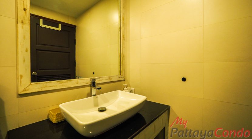 Sky Beach Condominium Pattaya 2 Bedroom With Sea & Island Views at Wongamat - SKYB02 & SKYB02R