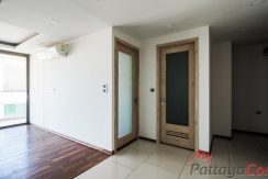 The Peak Tower Pattaya Condo For Sale & Rent 2 Bedroom With Partial Sea Views - PEAKT60