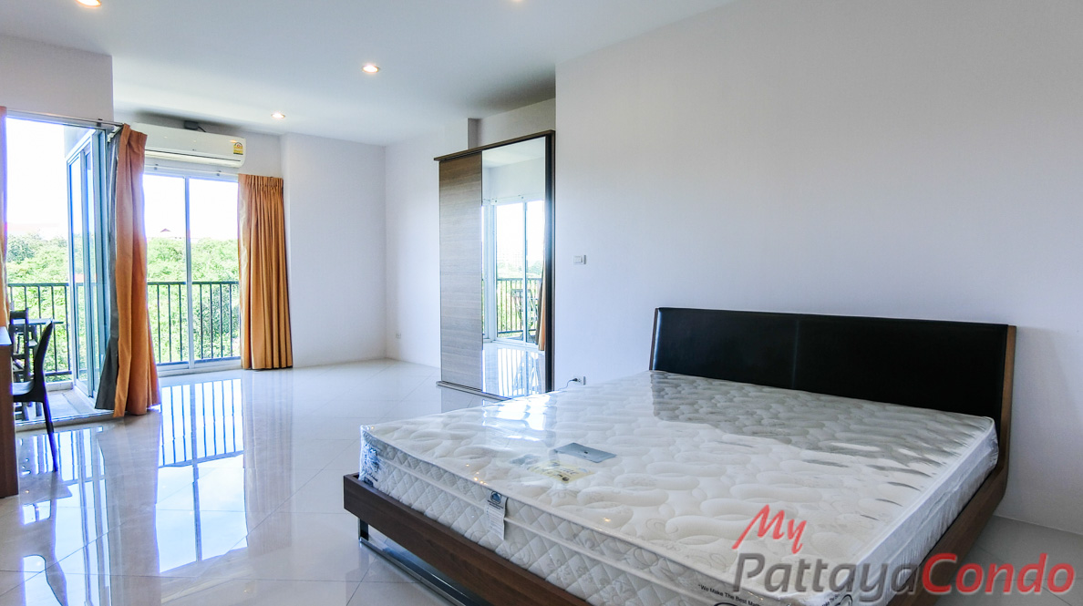 Diamond Suites Resort Pattaya Condo For Sale – DS08