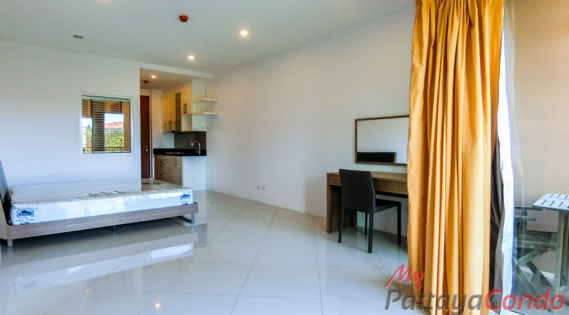 Diamond Suites Pattaya Condo For Sale & Rent Studio With City Views - DS08