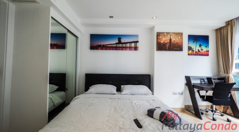 Centara Avenue Residence & Suites Pattaya For Sale & Rent 1 Bedroom With Pool Views - CARS100R