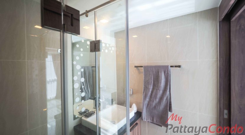 Grand Avenue Residence Pattaya for Sale & Rent 2 Bedroom With Pool Views - GRAND132R