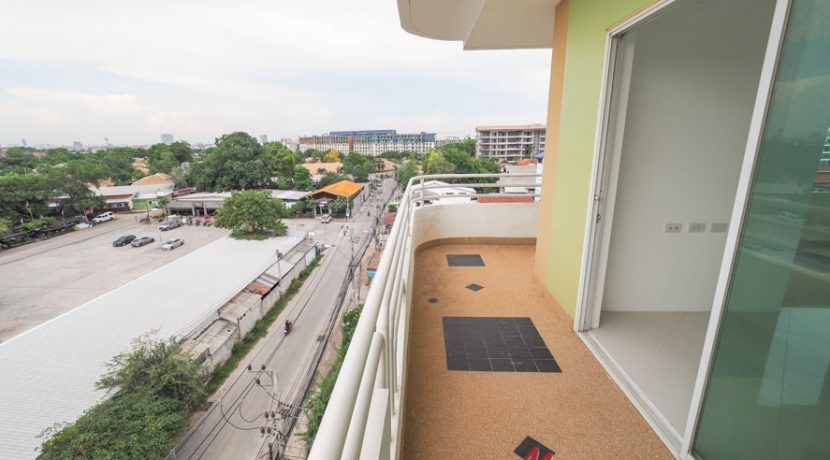 Jada Beach Condominium Pattaya For Sale & Rent 1 Bedroom With City Views - JDB02