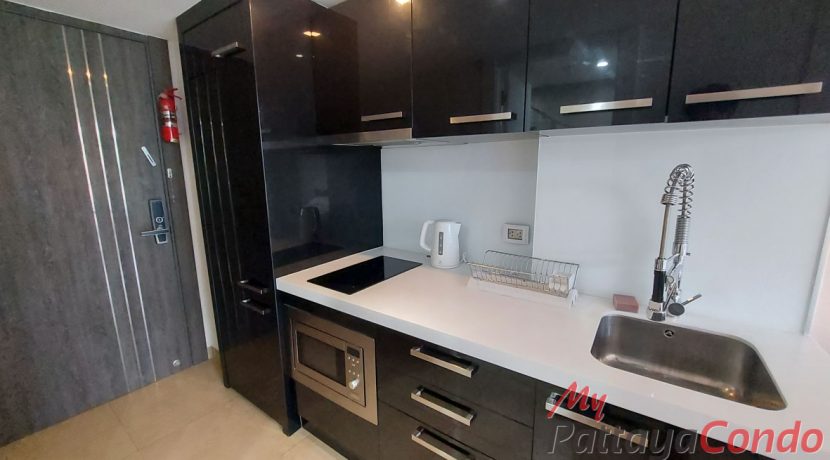 Centara Avenue Residence & Suites Pattaya For Sale & Rent Studio With City Views - CARS105