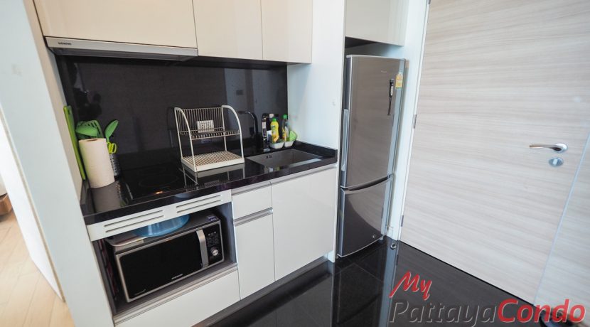Reflection Beachfront Condo Pattaya For Sale & Rent 1 Bedroom With Sea Views - RF19