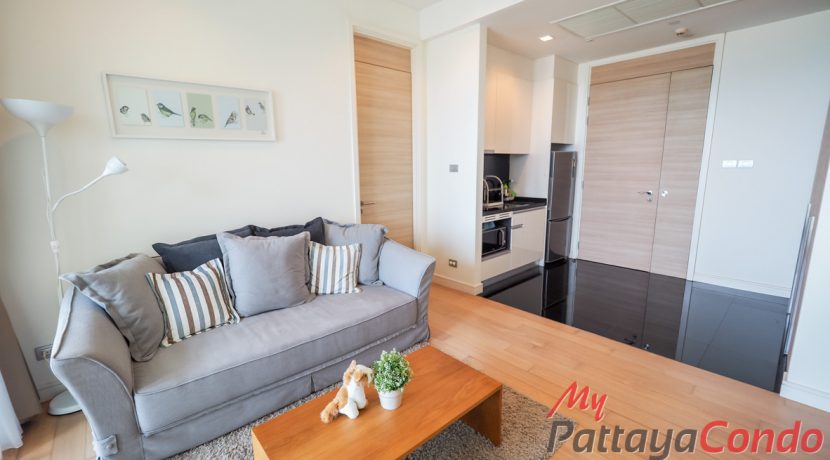 Reflection Beachfront Condo Pattaya For Sale & Rent 1 Bedroom With Sea Views - RF19