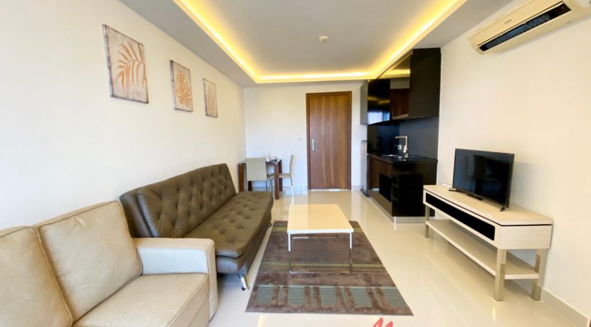 Club Royal Wongamat Condo Pattaya For Sale & Rent 1 Bedroom With City Views - CLUBR26