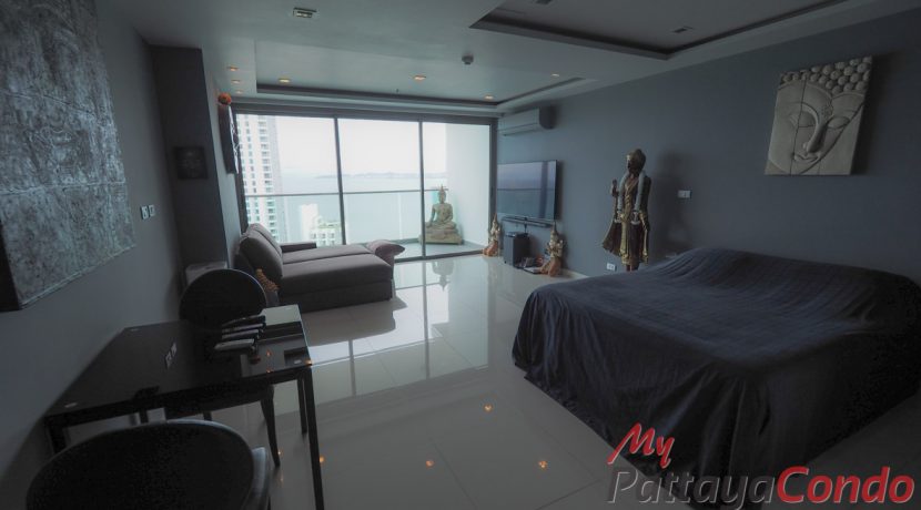 Wong Amat Tower Condo Pattaya For Sale & Rent Studio With Sea Views - WT33